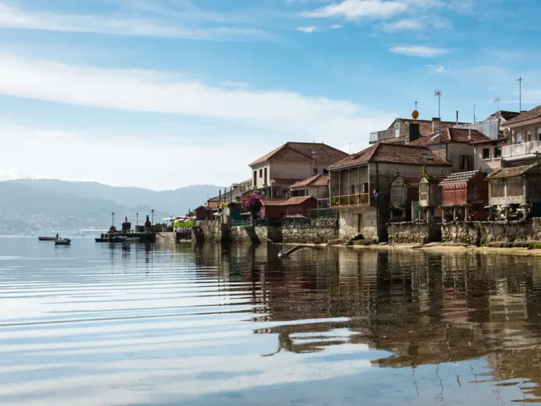 casas al lado del mar
