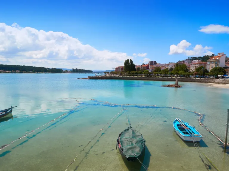 el grove y la isla de la toja desde el puerto de o grove